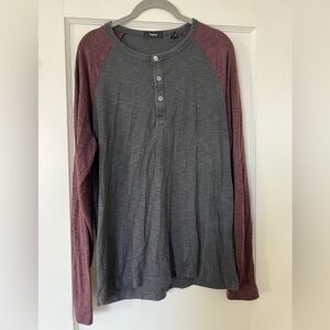 Theory Men's Grey and Maroon Long Sleeve Shirt